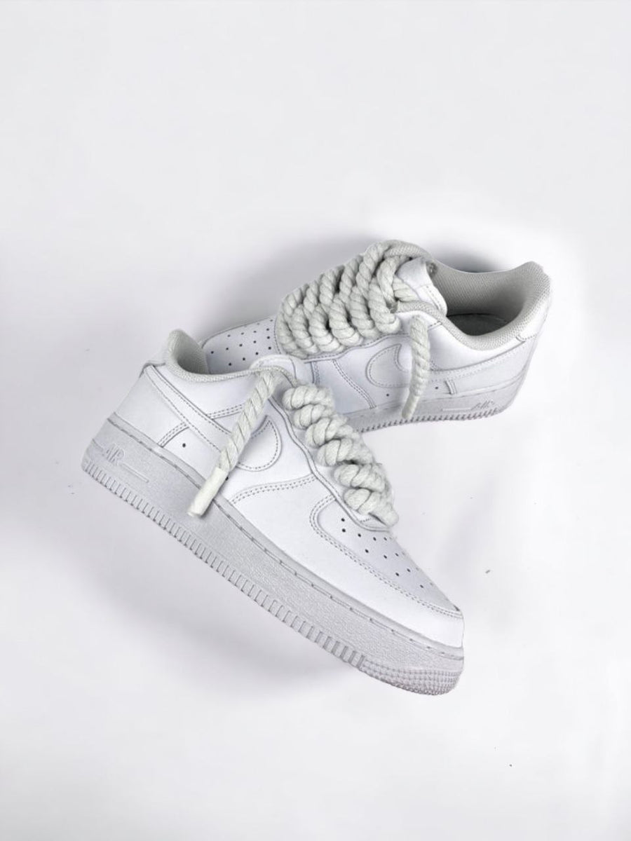 NIKE Air Force 1 bianche: OVERLACE Custom (lacci in più di 9 colori) –  Annanovanta