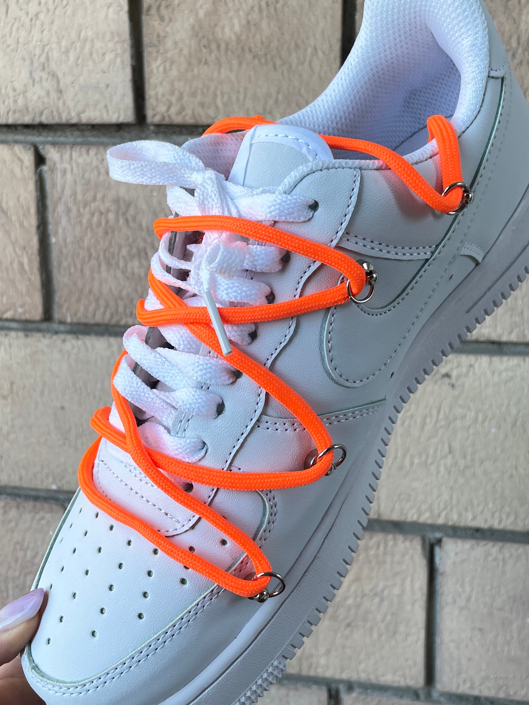 NIKE Air Force 1 white: OVERLACE Custom (laces in more than 9 colors) –  Annanovanta